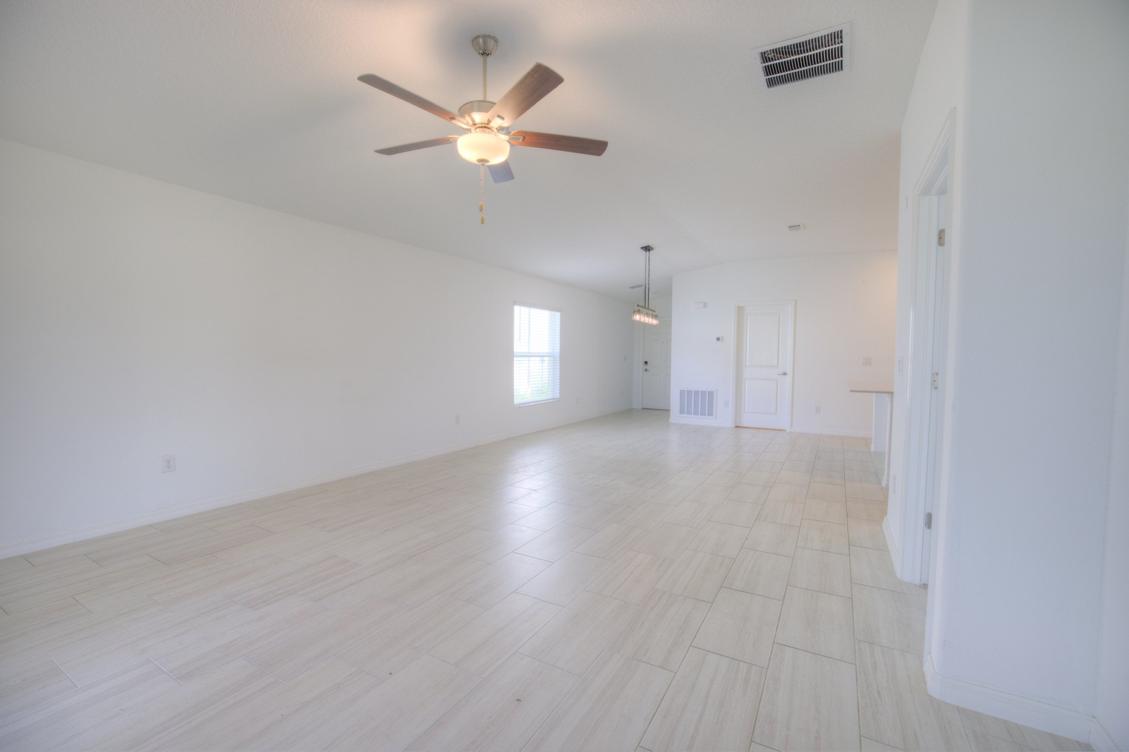 12115 Smoky Emerald Ter — smoky-emerald-07-from-photo-07.jpg 12115 Smoky Emerald Ter, Parrish FL — sold single-family home (photo 07)