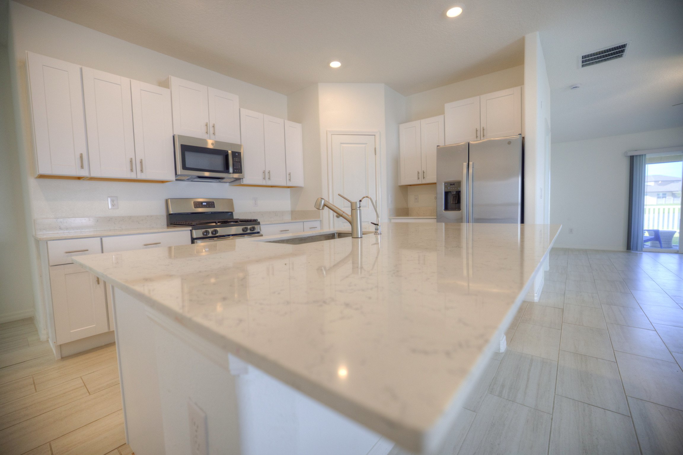 12115 Smoky Emerald Ter — smoky-emerald-21-from-photo-22.jpg 12115 Smoky Emerald Ter, Parrish FL — sold single-family home (photo 22)
