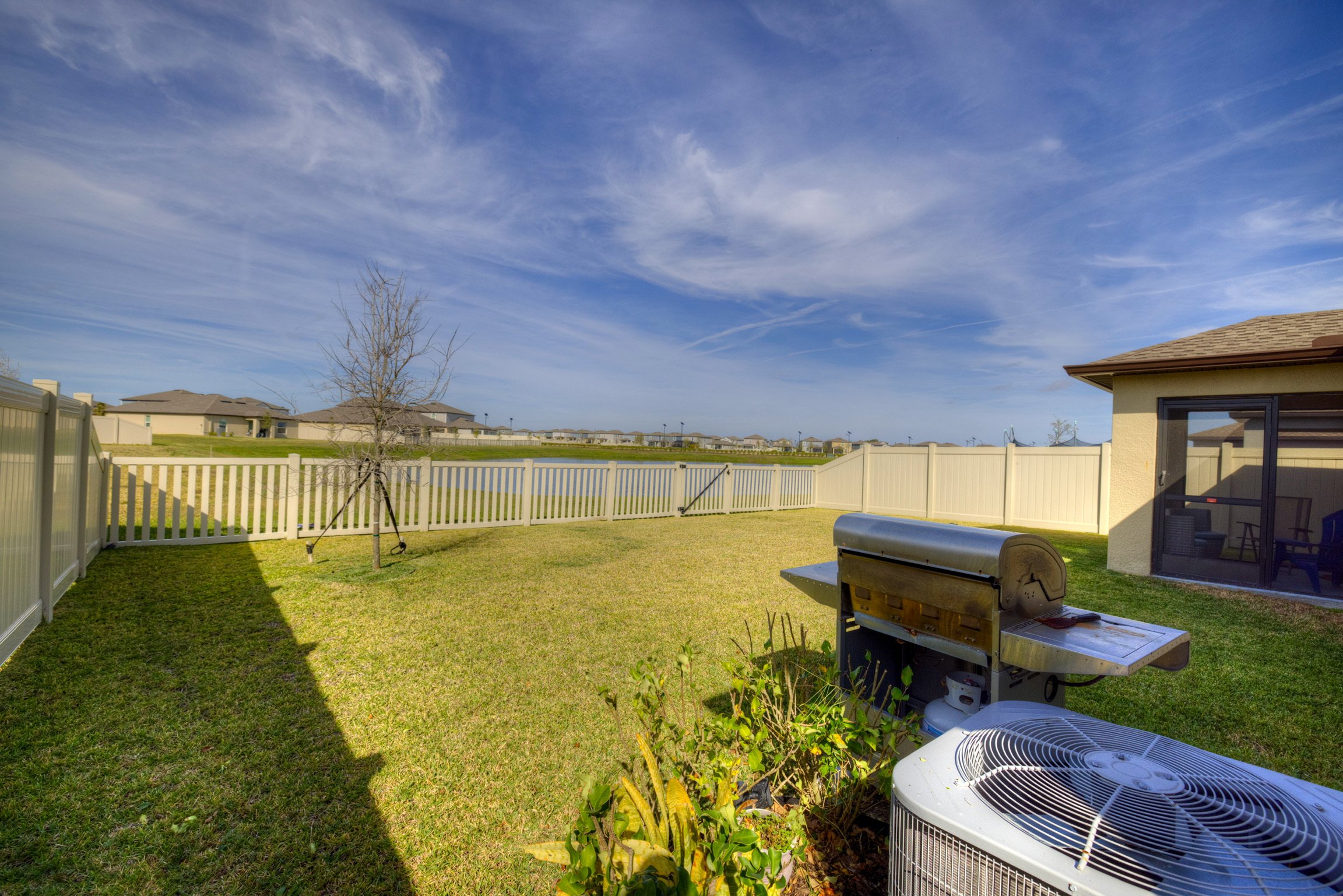 12115 Smoky Emerald Ter — smoky-emerald-39-from-photo-41.jpg 12115 Smoky Emerald Ter, Parrish FL — sold single-family home (photo 41)